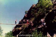 Via-Ferrata_Llo_MarianneBalat.jpg